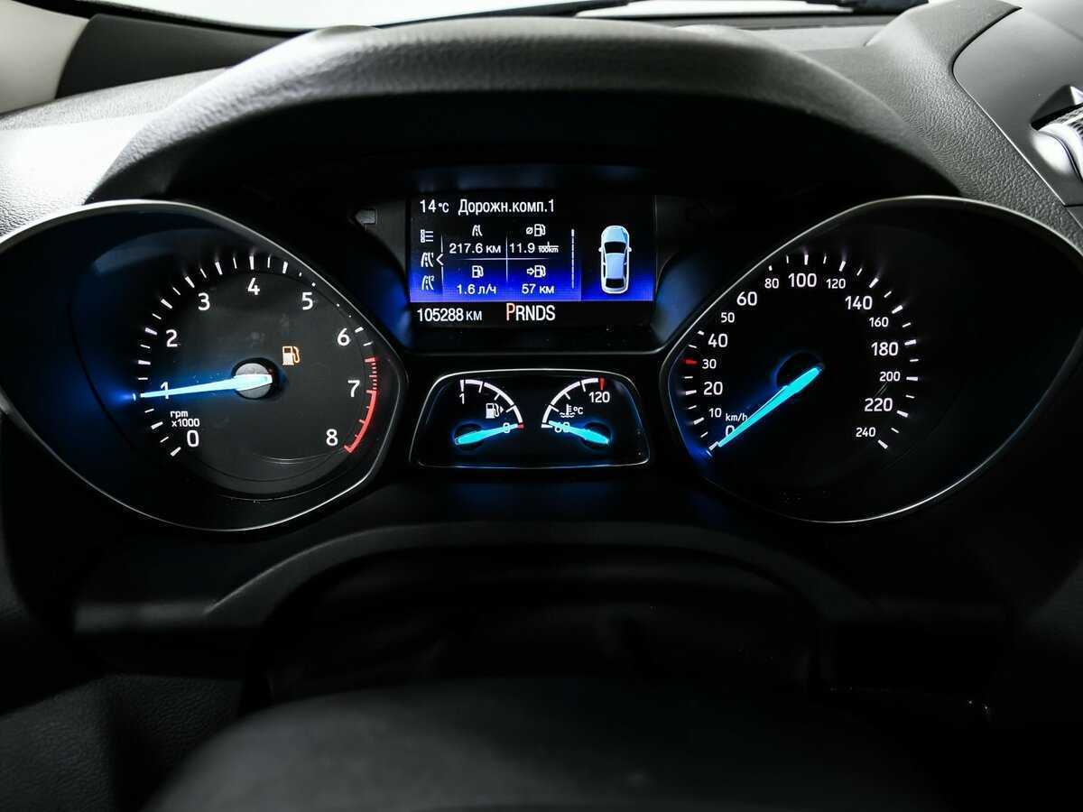 Ford Kuga с пробегом — 2017 год. Фото: #9