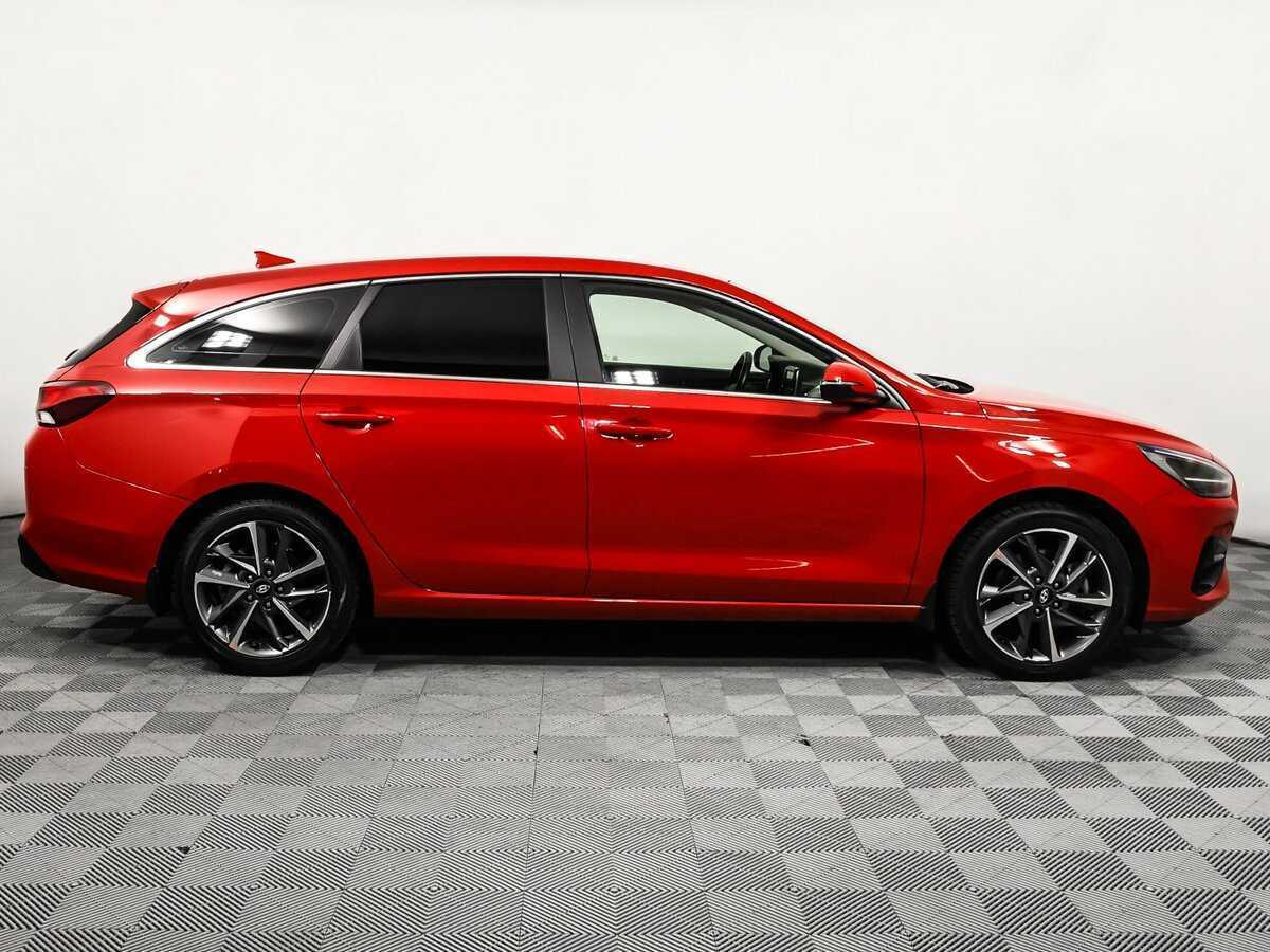 Hyundai i30 с пробегом — 2022 год. Фото: #3