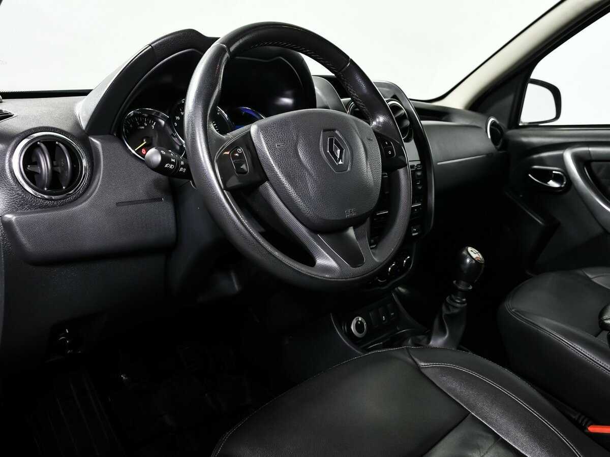 Renault Duster с пробегом — 2016 год. Фото: #11