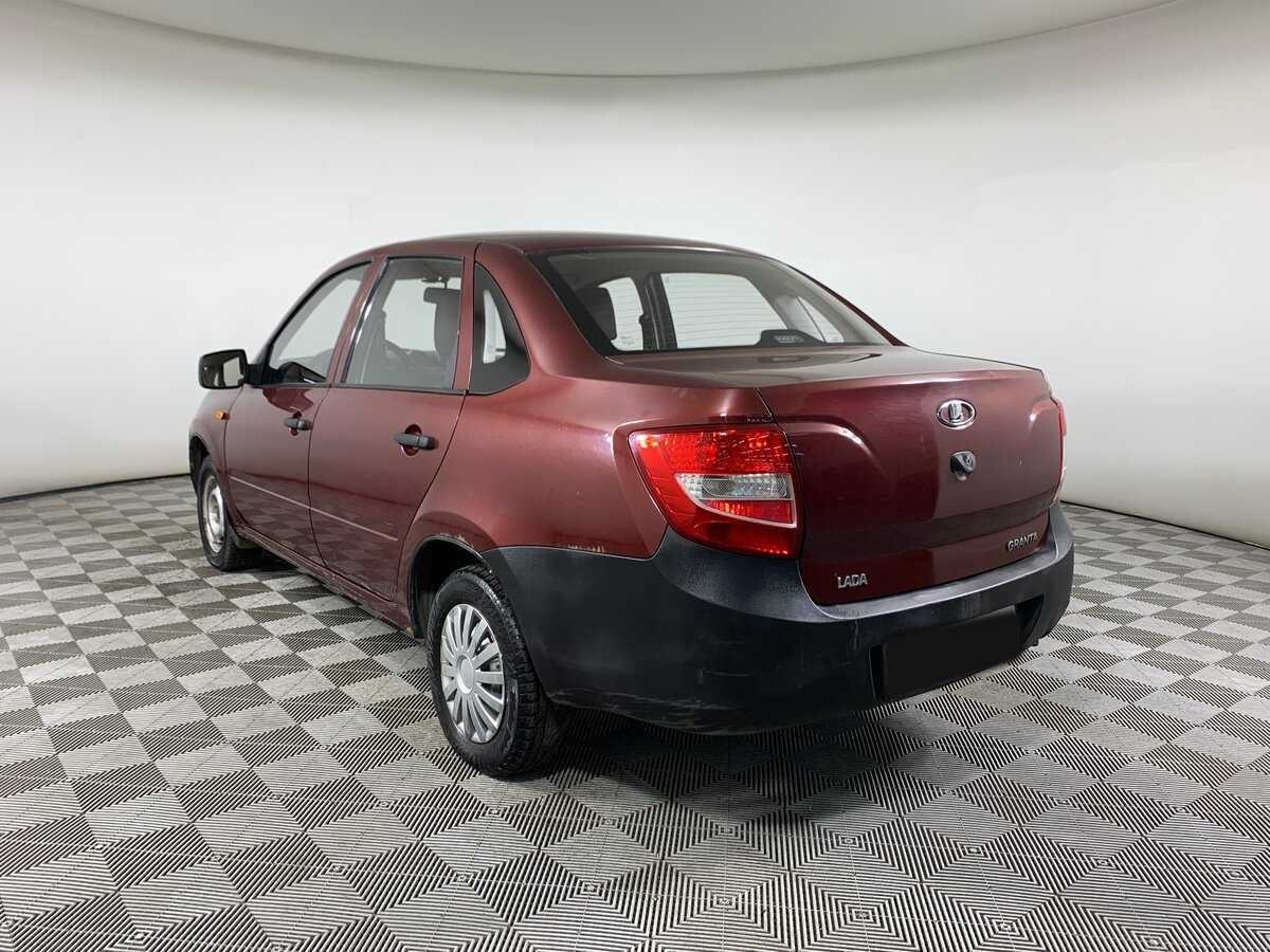 Lada (ВАЗ) Granta с пробегом — 2013 год. Фото: #7