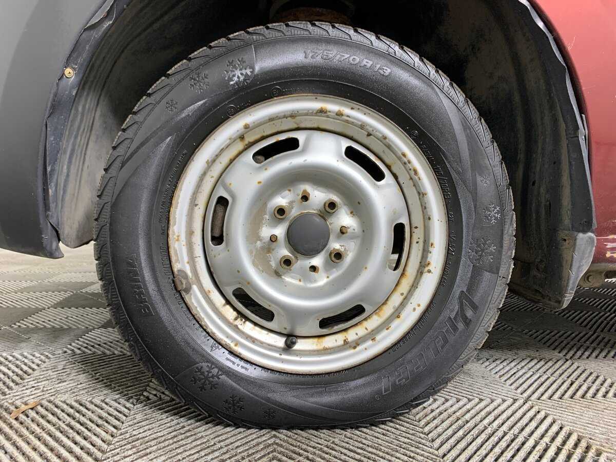 Lada (ВАЗ) Granta с пробегом — 2013 год. Фото: #8