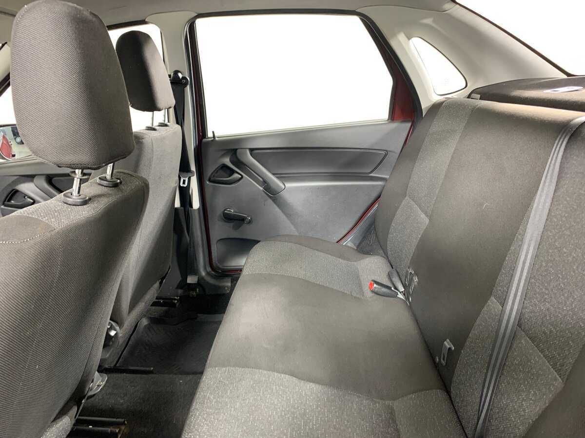 Lada (ВАЗ) Granta с пробегом — 2013 год. Фото: #18