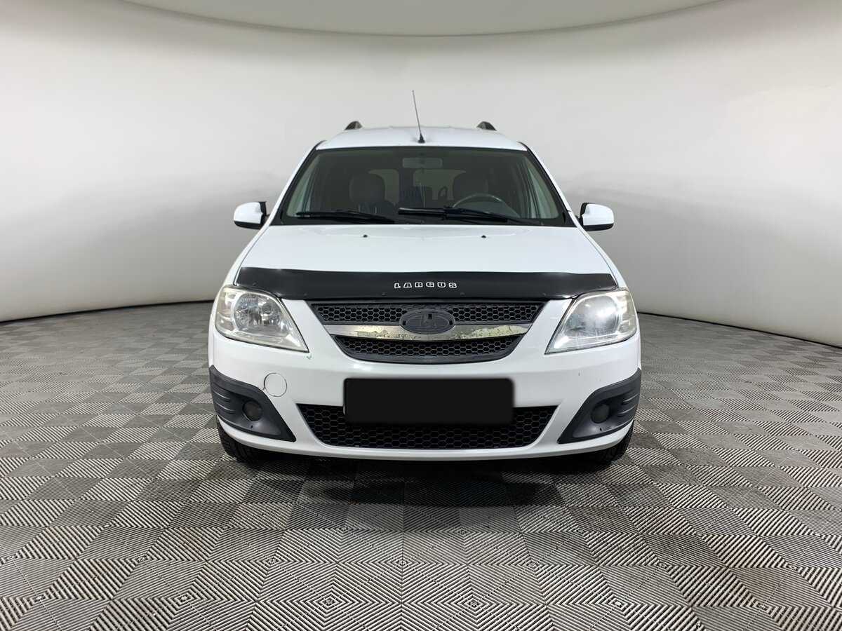 Lada (ВАЗ) Largus с пробегом — 2014 год. Фото: #1