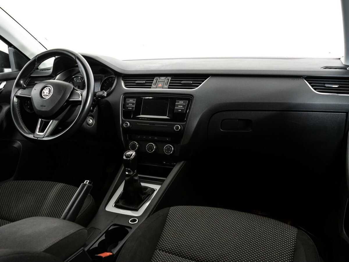 Skoda Octavia с пробегом — 2017 год. Фото: #6