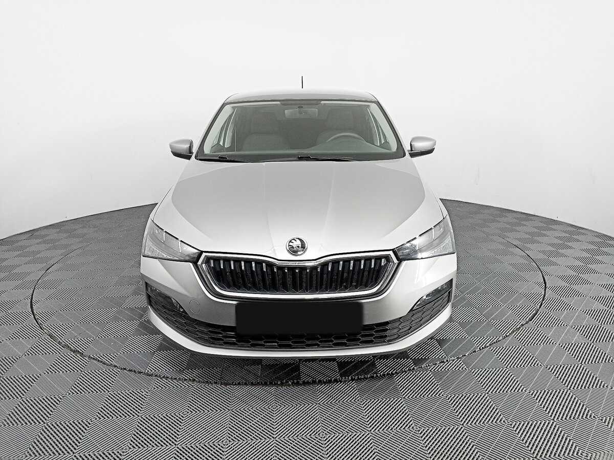 Skoda Rapid с пробегом — 2021 год. Фото: #1