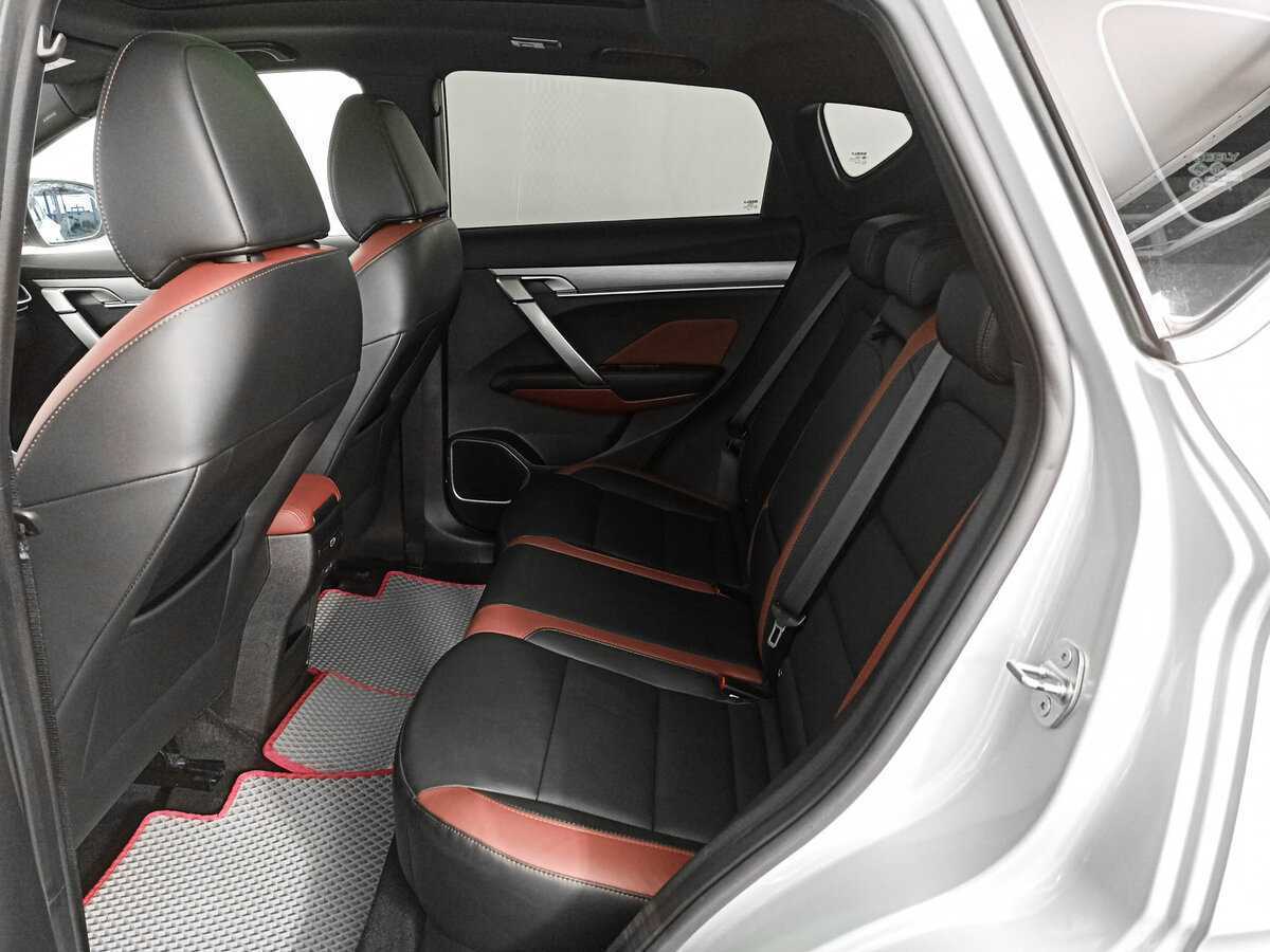 Geely Coolray с пробегом — 2022 год. Фото: #8