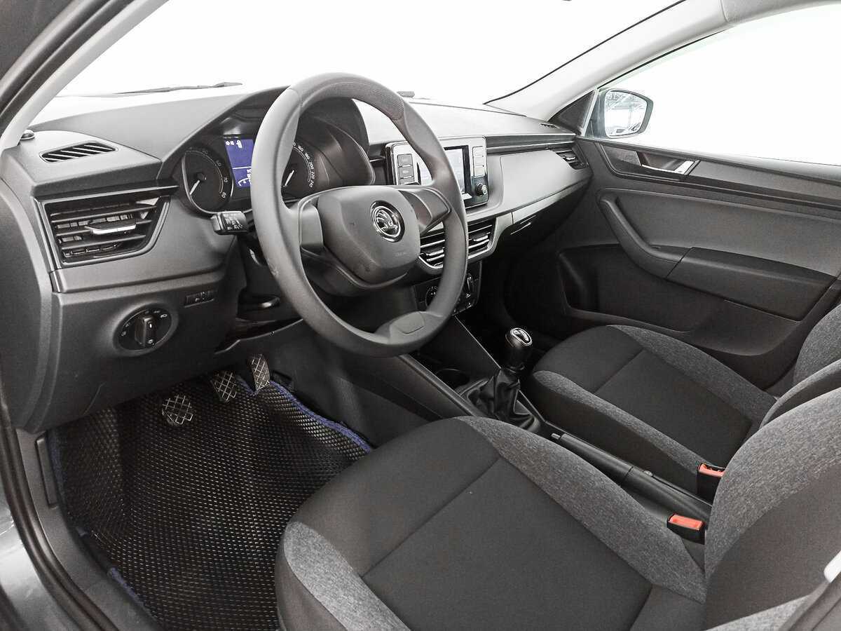 Skoda Rapid с пробегом — 2021 год. Фото: #12