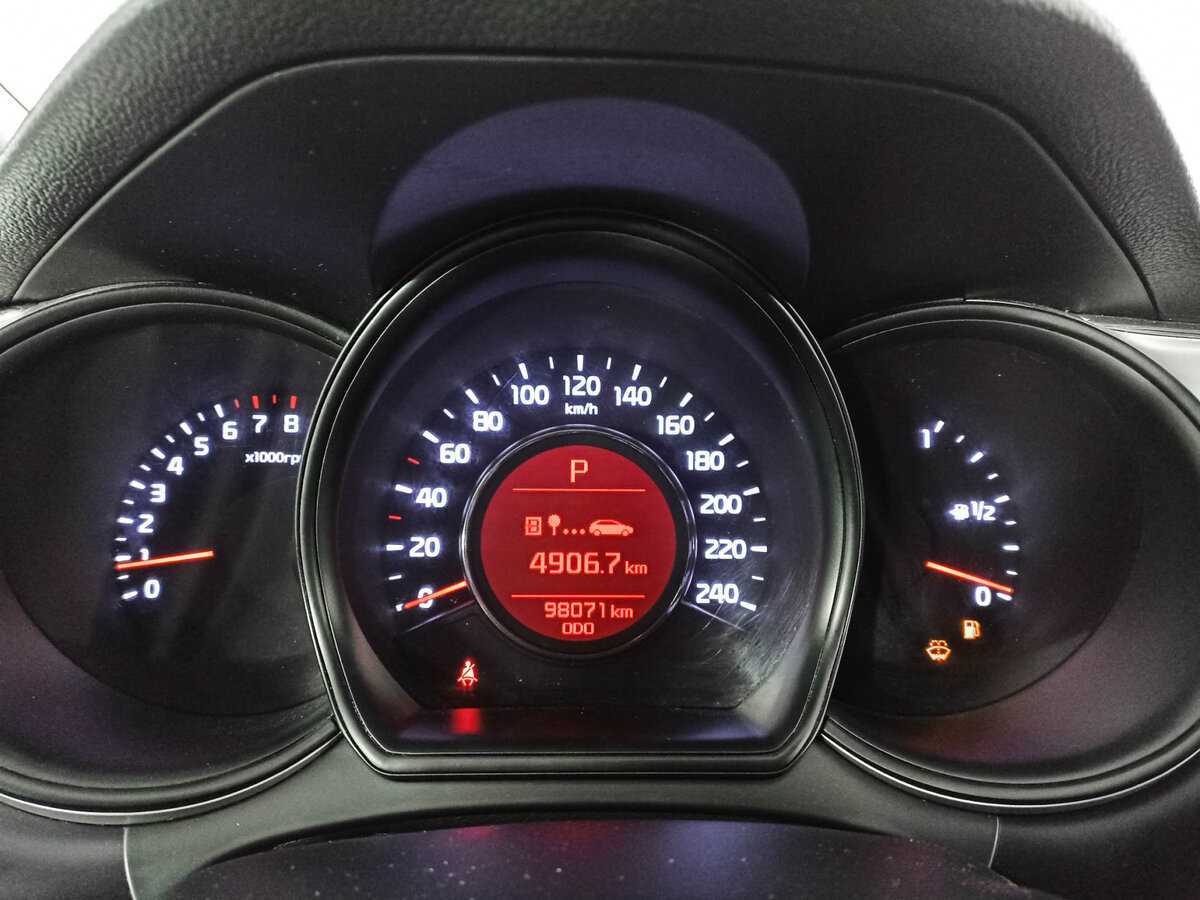 Kia Ceed с пробегом — 2017 год. Фото: #10