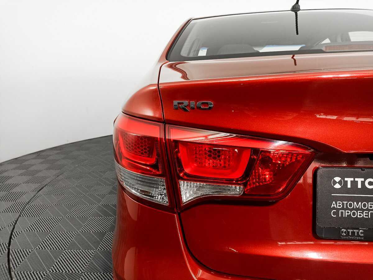 Kia Rio с пробегом — 2016 год. Фото: #6