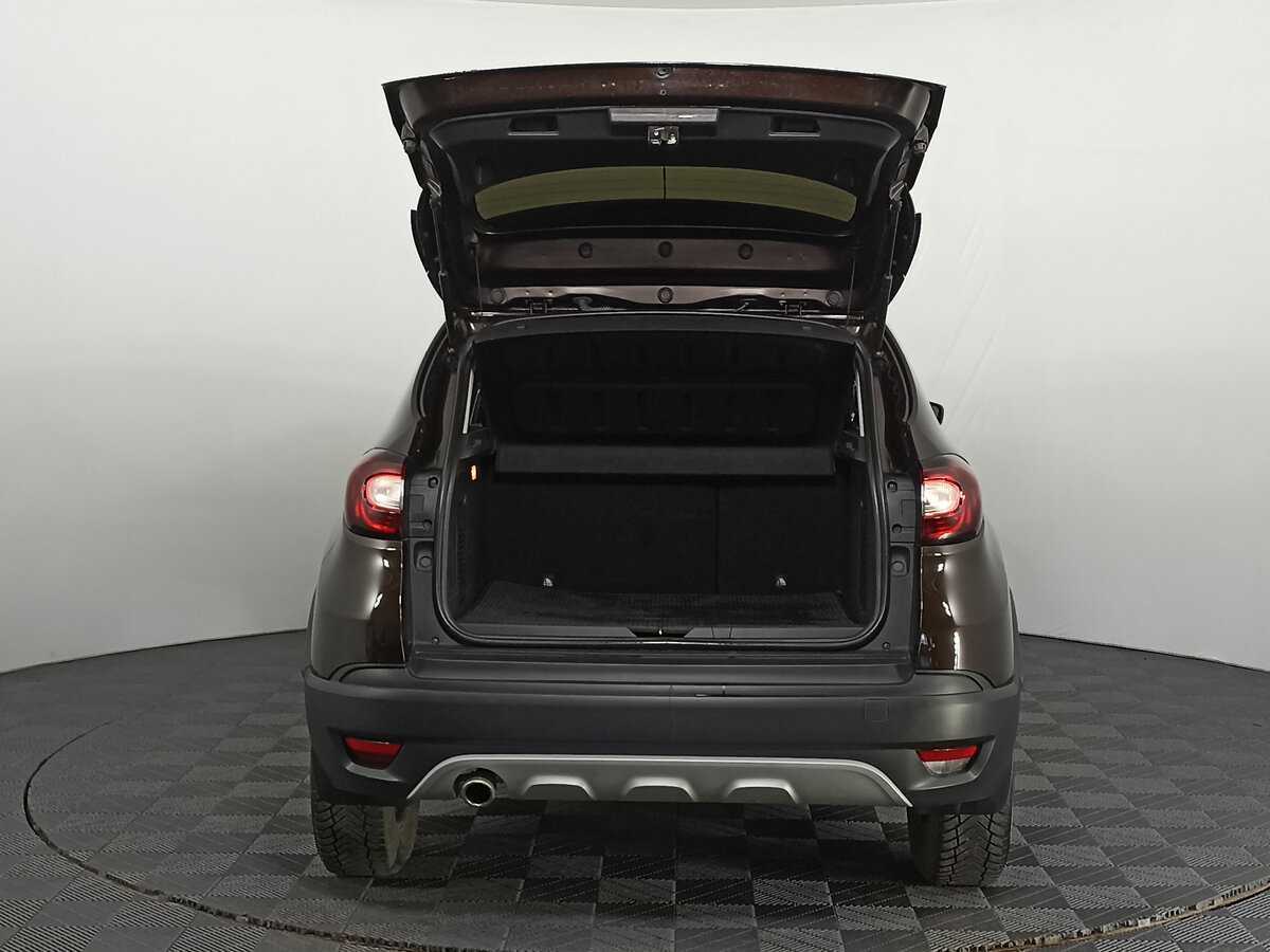 Renault Kaptur с пробегом — 2018 год. Фото: #9