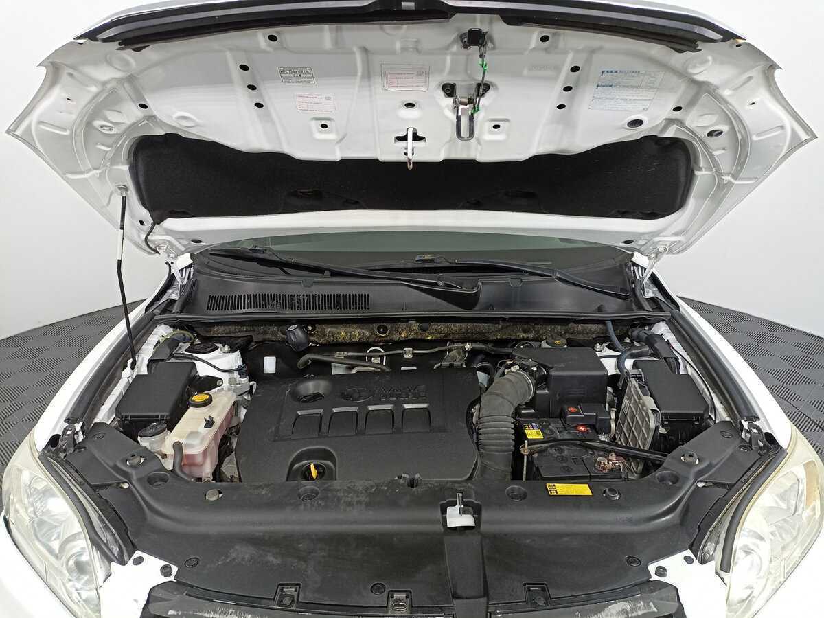 Toyota RAV4 с пробегом — 2012 год. Фото: #6