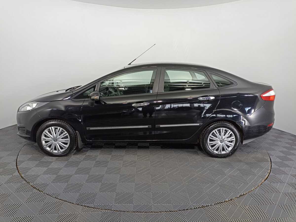 Ford Fiesta с пробегом — 2015 год. Фото: #7