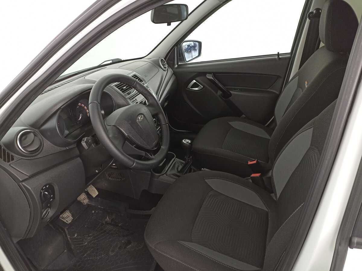 Lada (ВАЗ) Granta с пробегом — 2019 год. Фото: #14