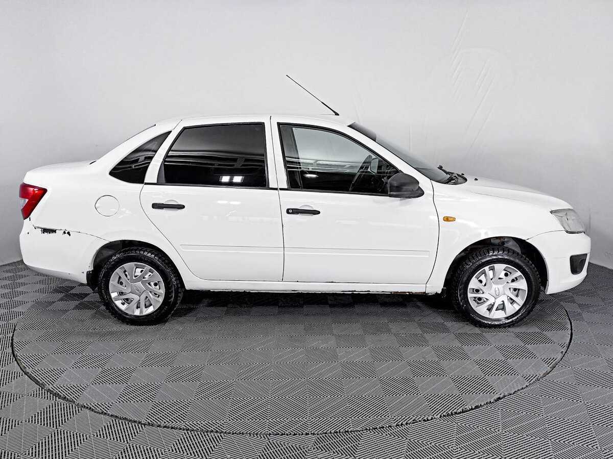 Lada (ВАЗ) Granta с пробегом — 2014 год. Фото: #3