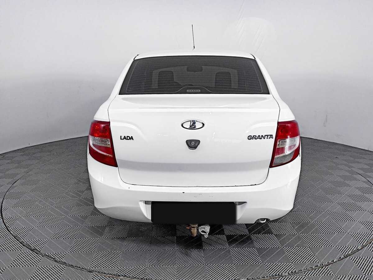 Lada (ВАЗ) Granta с пробегом — 2014 год. Фото: #5