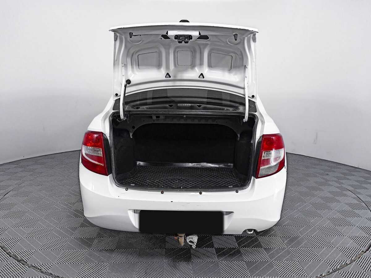 Lada (ВАЗ) Granta с пробегом — 2014 год. Фото: #9