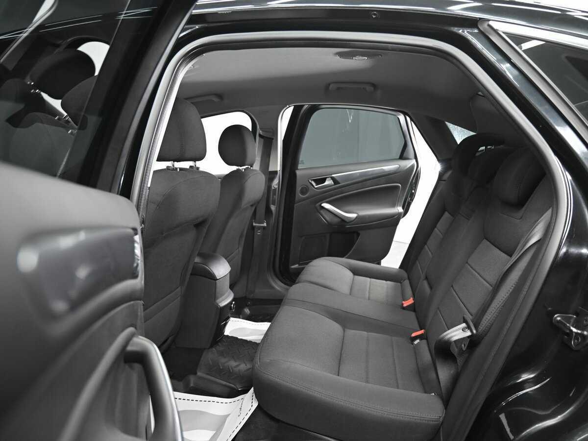 Ford Mondeo с пробегом — 2012 год. Фото: #10