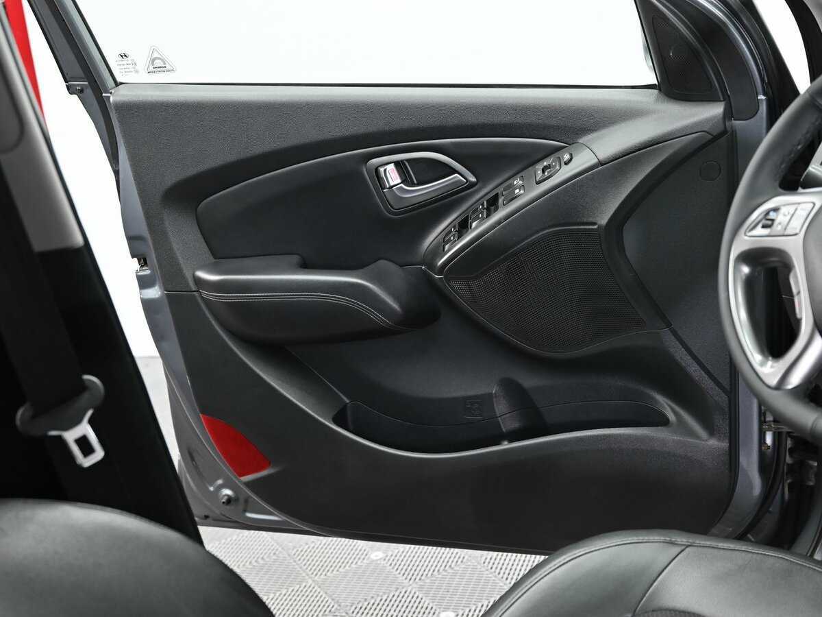 Hyundai ix35 с пробегом — 2013 год. Фото: #6