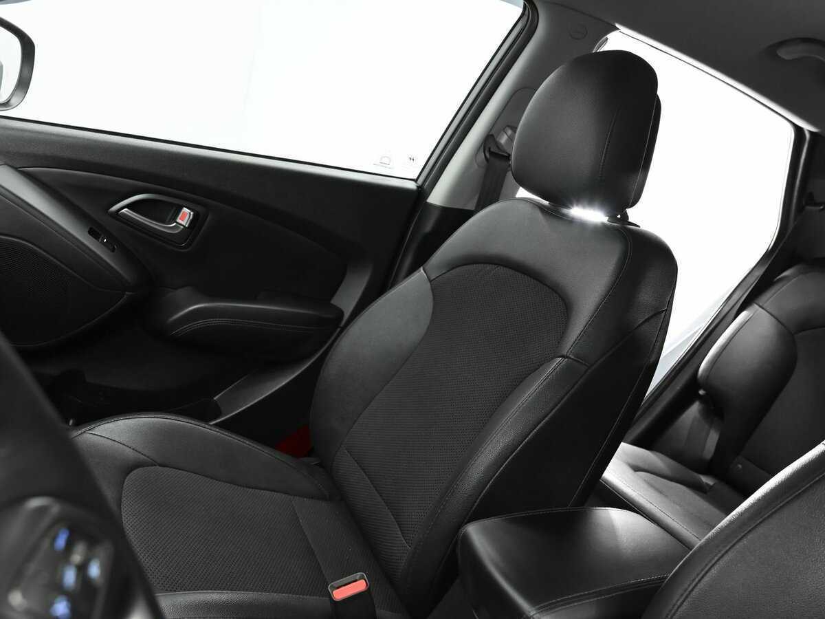 Hyundai ix35 с пробегом — 2013 год. Фото: #11