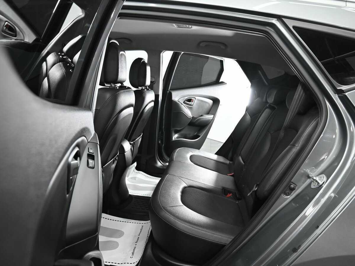 Hyundai ix35 с пробегом — 2013 год. Фото: #13