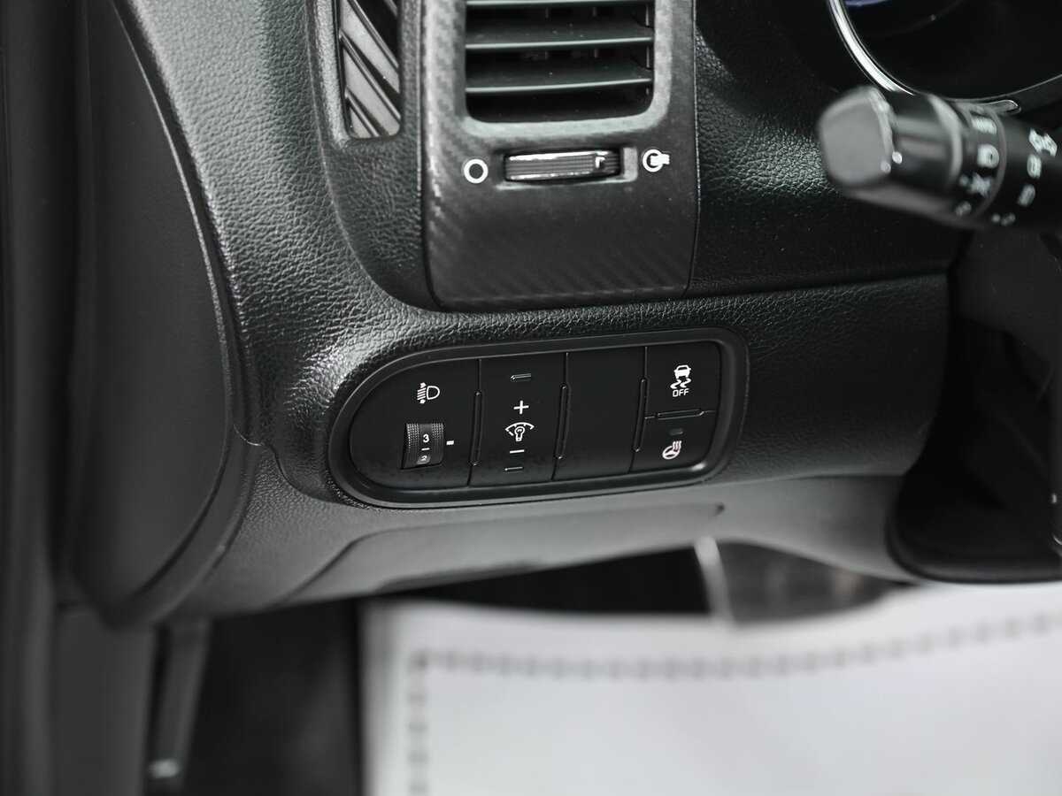 Kia Cerato с пробегом — 2013 год. Фото: #9