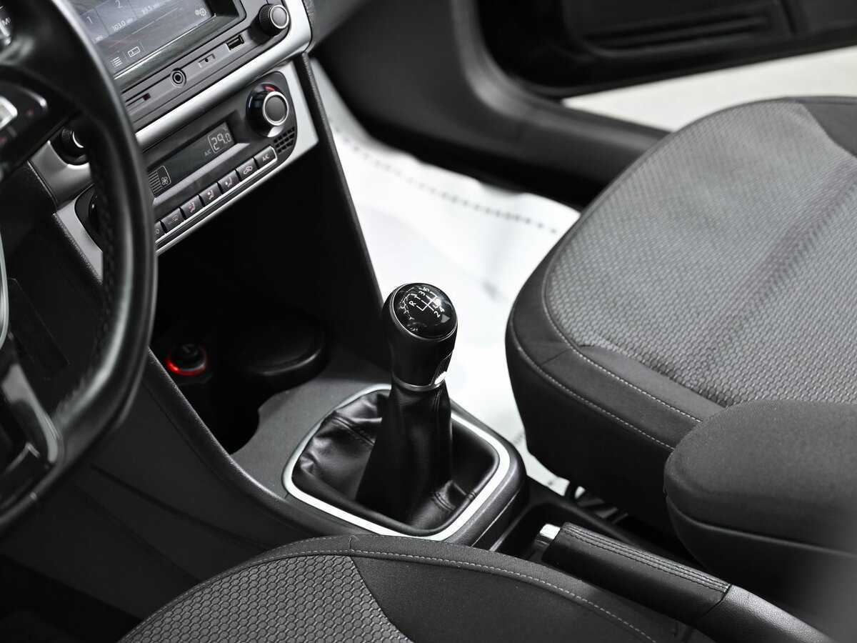 Volkswagen Polo с пробегом — 2017 год. Фото: #8