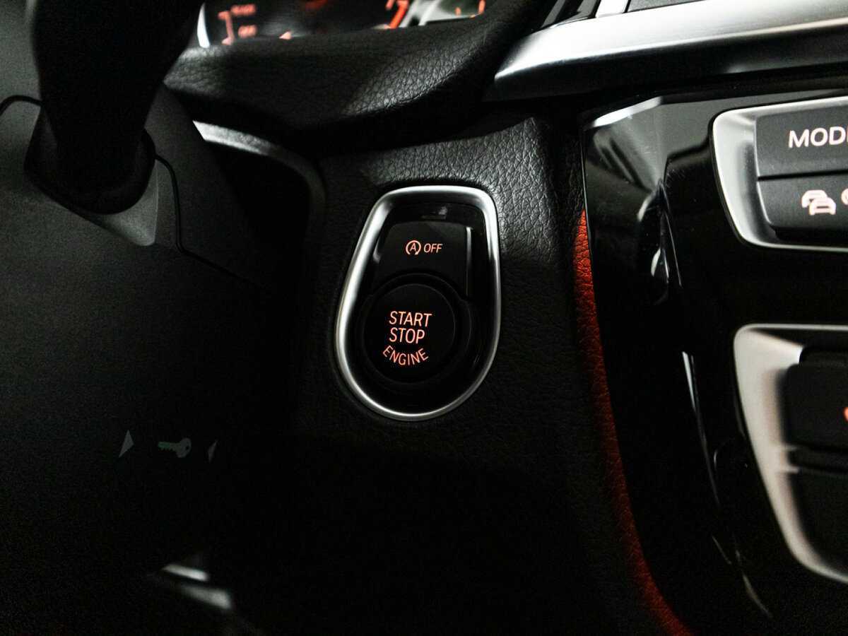 BMW 3 серии с пробегом — 2018 год. Фото: #18