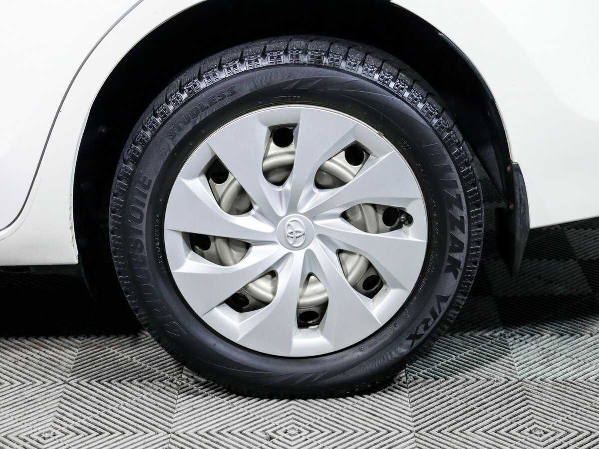 Toyota Corolla с пробегом — 2014 год. Фото: #14