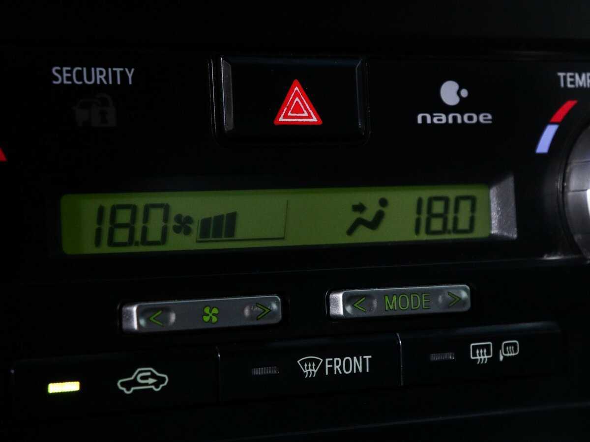 Toyota Camry с пробегом — 2013 год. Фото: #13