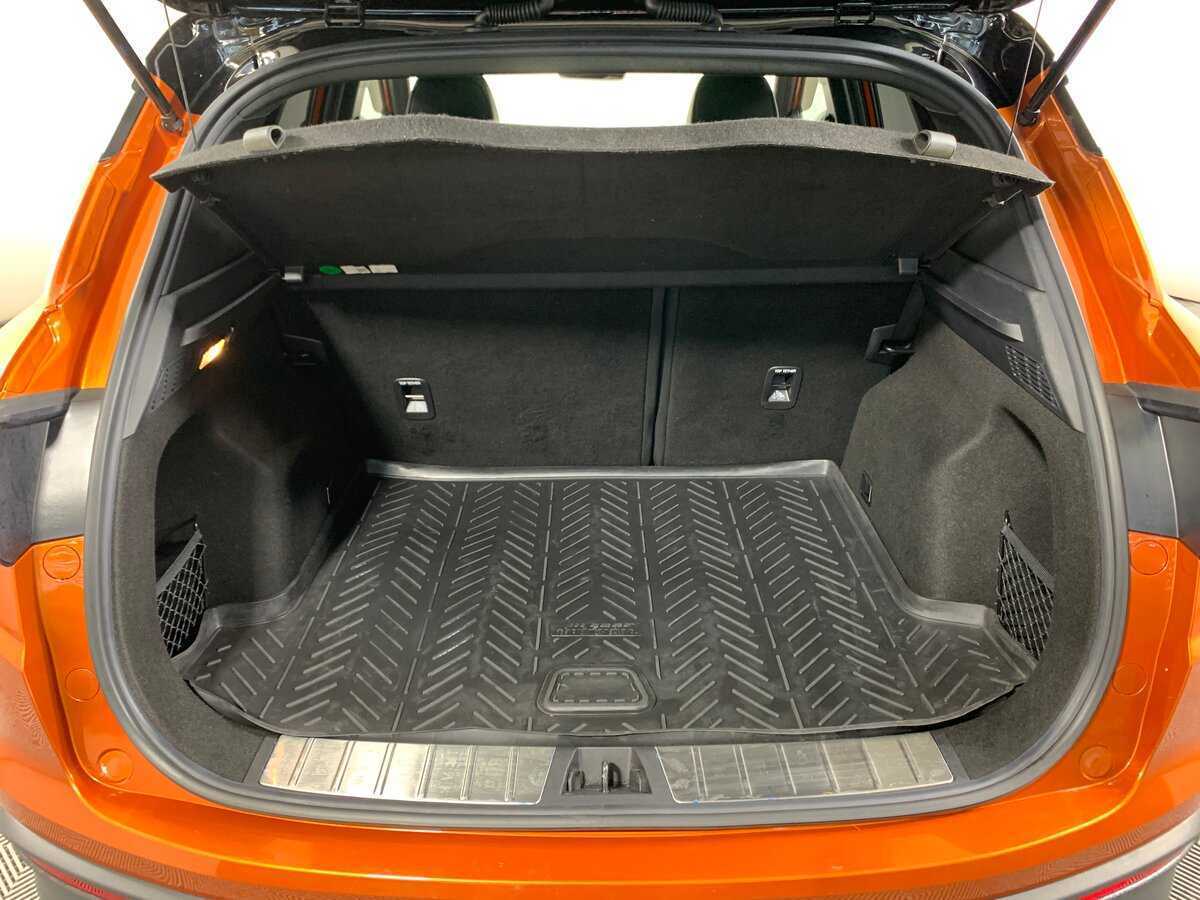 Geely Coolray с пробегом — 2020 год. Фото: #20