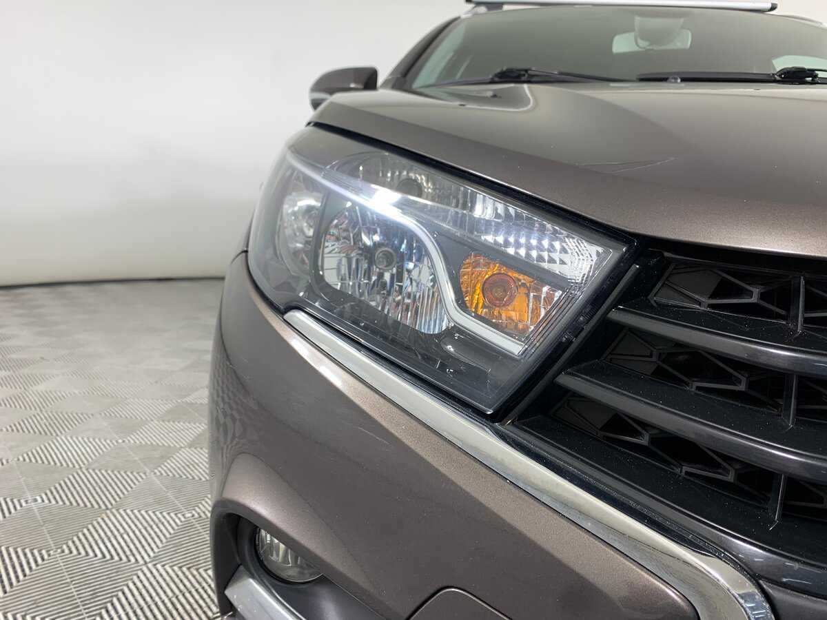 Lada (ВАЗ) Vesta с пробегом — 2019 год. Фото: #9