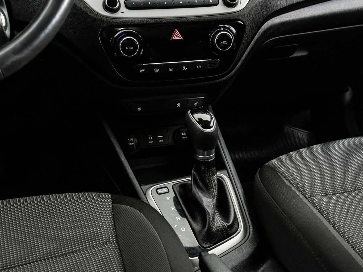 Hyundai Solaris с пробегом — 2017 год. Фото: #11