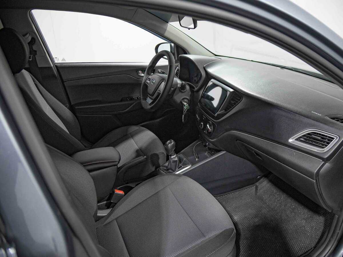 Hyundai Solaris с пробегом — 2020 год. Фото: #13