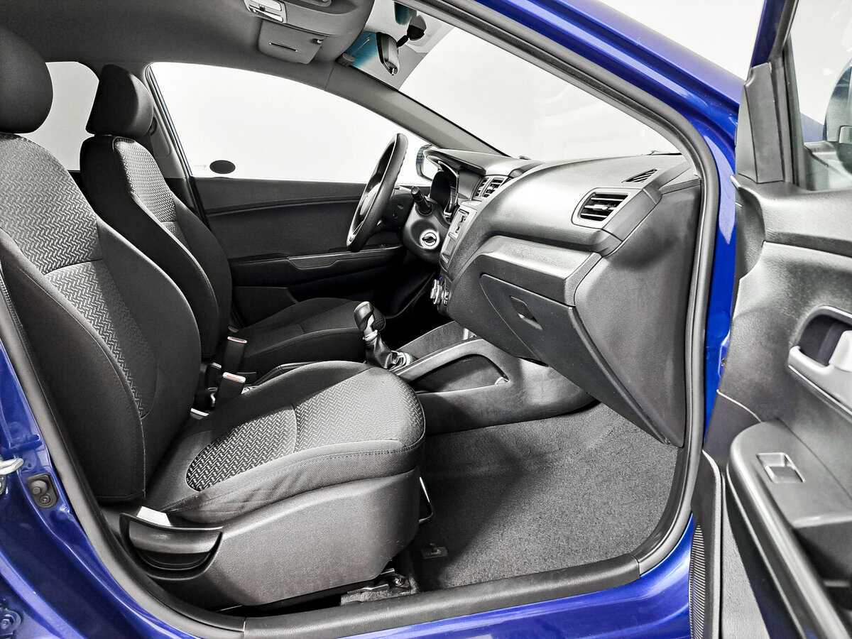 Kia Rio с пробегом — 2013 год. Фото: #8