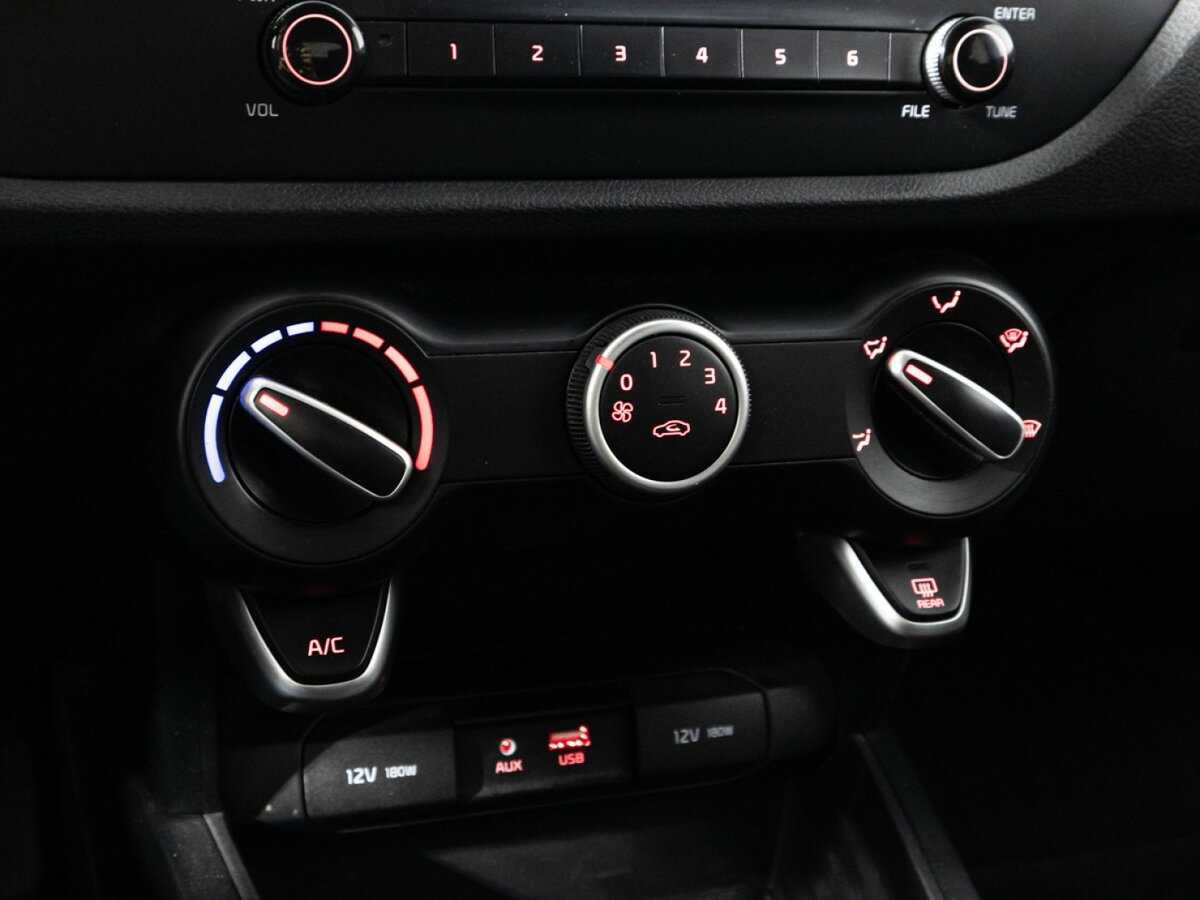 Kia Rio с пробегом — 2019 год. Фото: #15