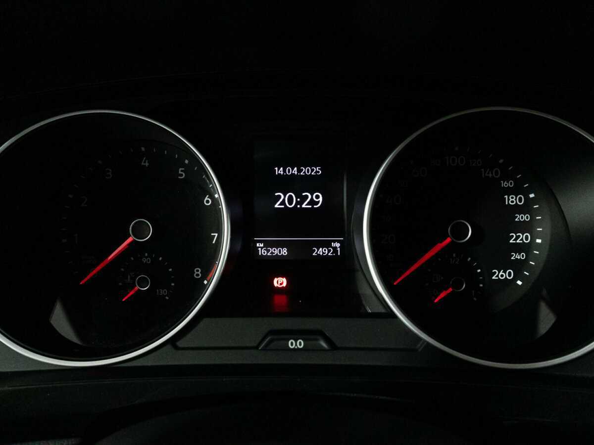 Volkswagen Tiguan с пробегом — 2019 год. Фото: #11