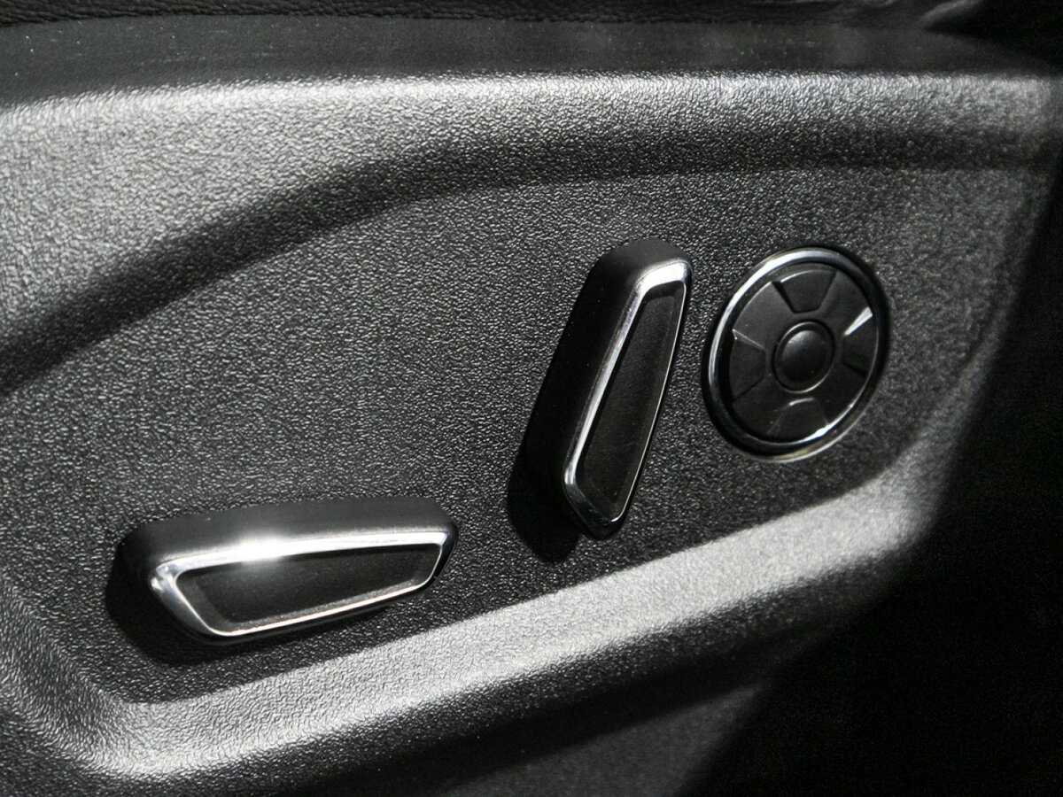 Ford Explorer с пробегом — 2015 год. Фото: #18