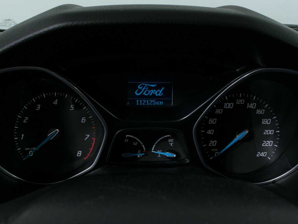 Ford Focus с пробегом — 2012 год. Фото: #10