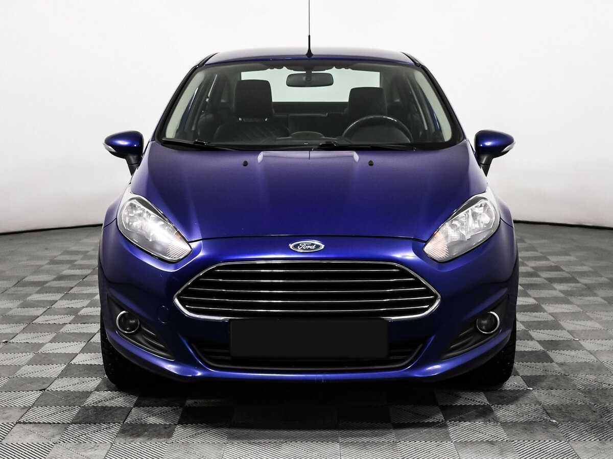 Ford Fiesta с пробегом — 2015 год. Фото: #1