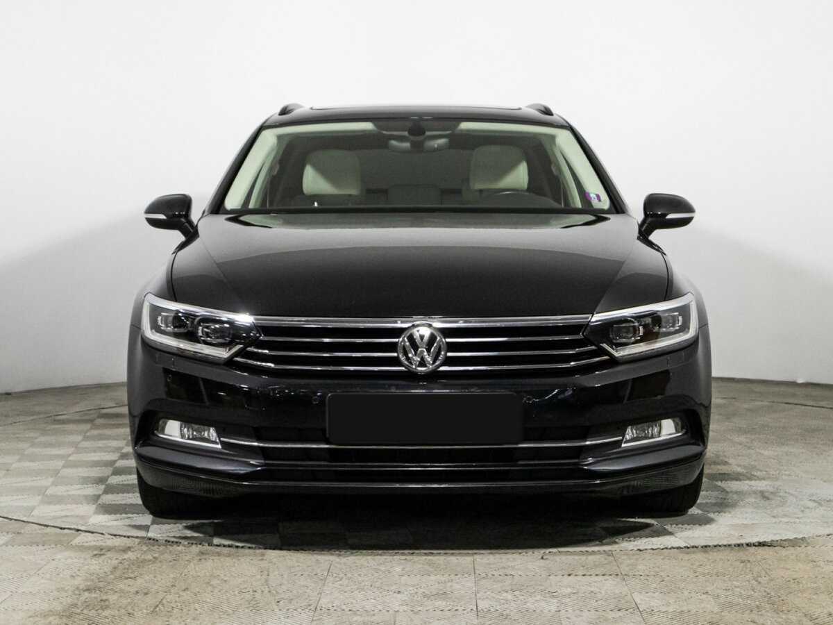 Volkswagen Passat с пробегом — 2018 год. Фото: #1