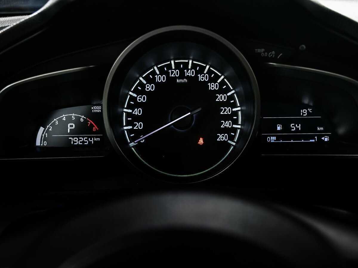 Mazda 3 с пробегом — 2018 год. Фото: #9