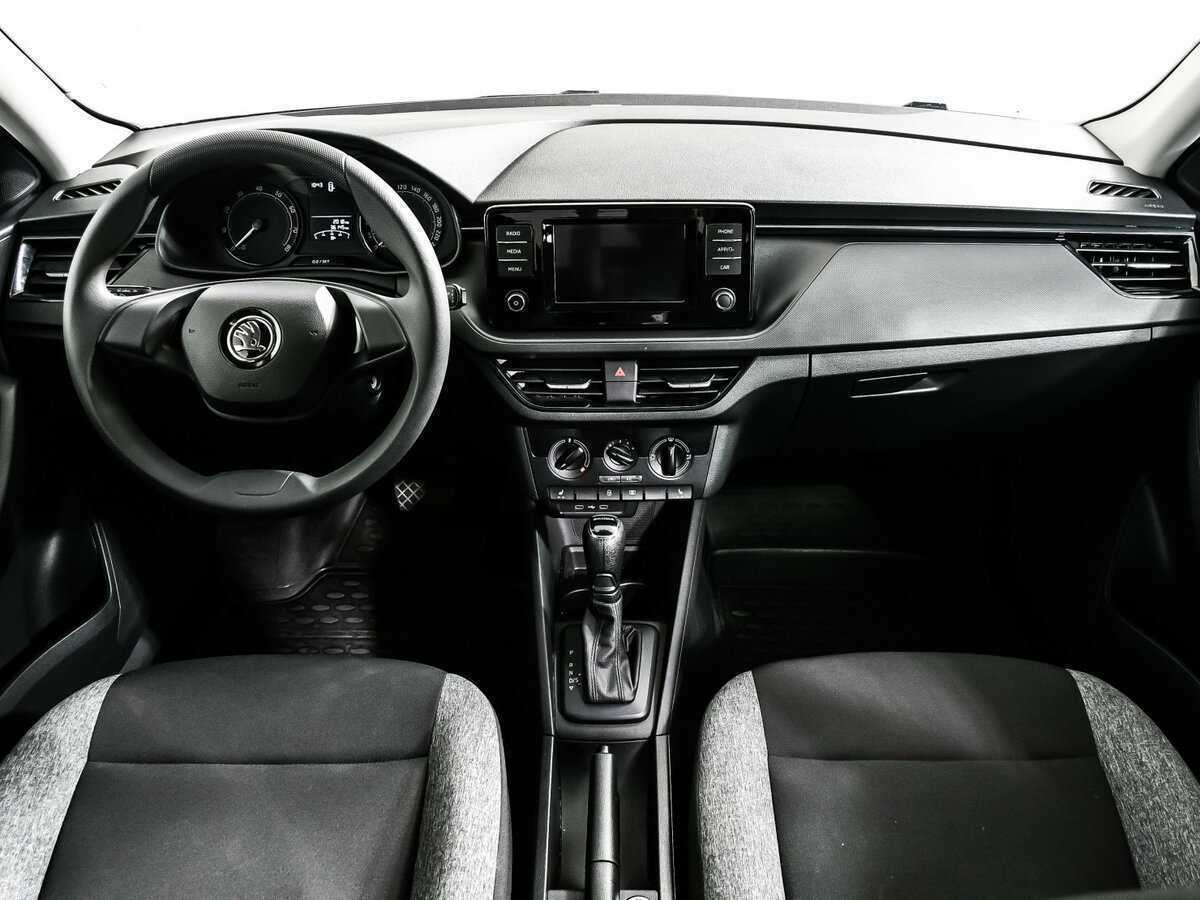 Skoda Rapid с пробегом — 2020 год. Фото: #10