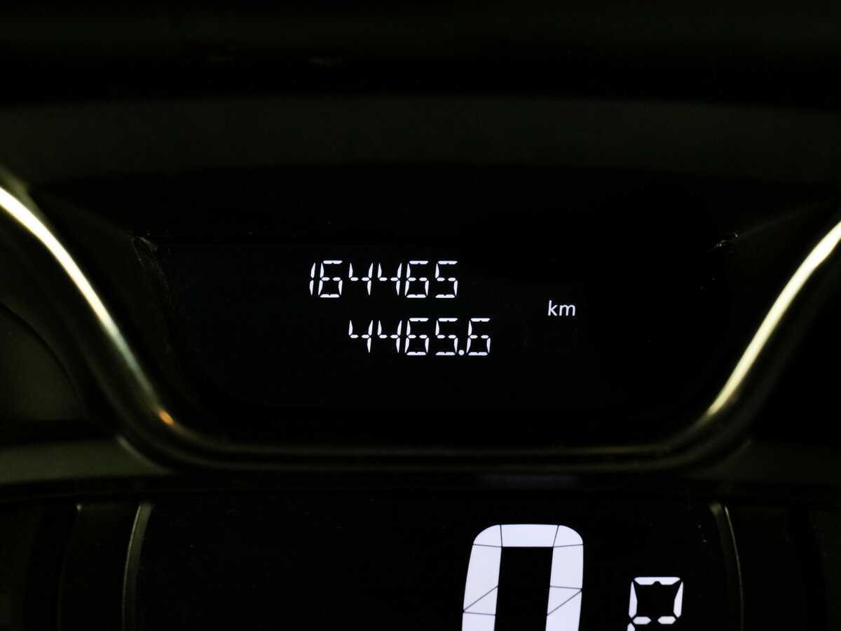 Renault Kaptur с пробегом — 2017 год. Фото: #12