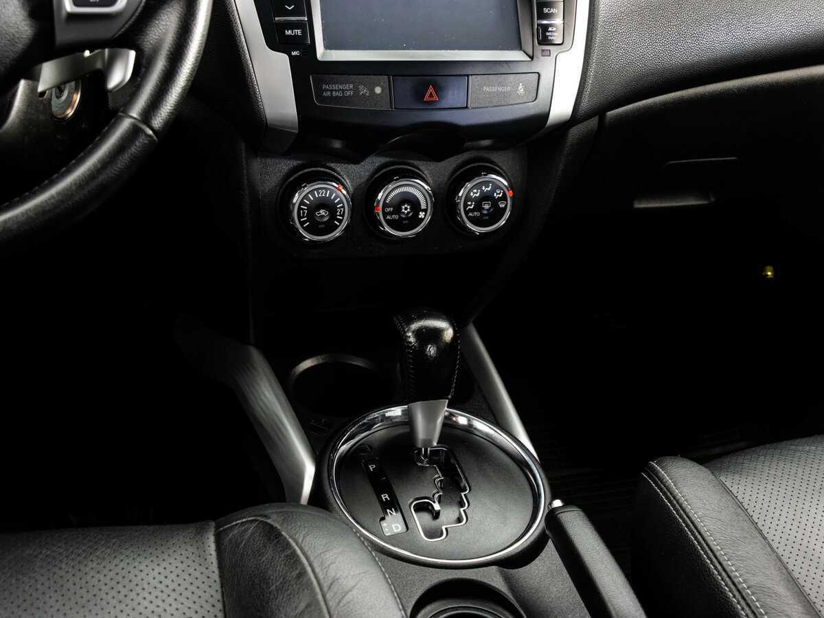 Mitsubishi ASX с пробегом — 2012 год. Фото: #11