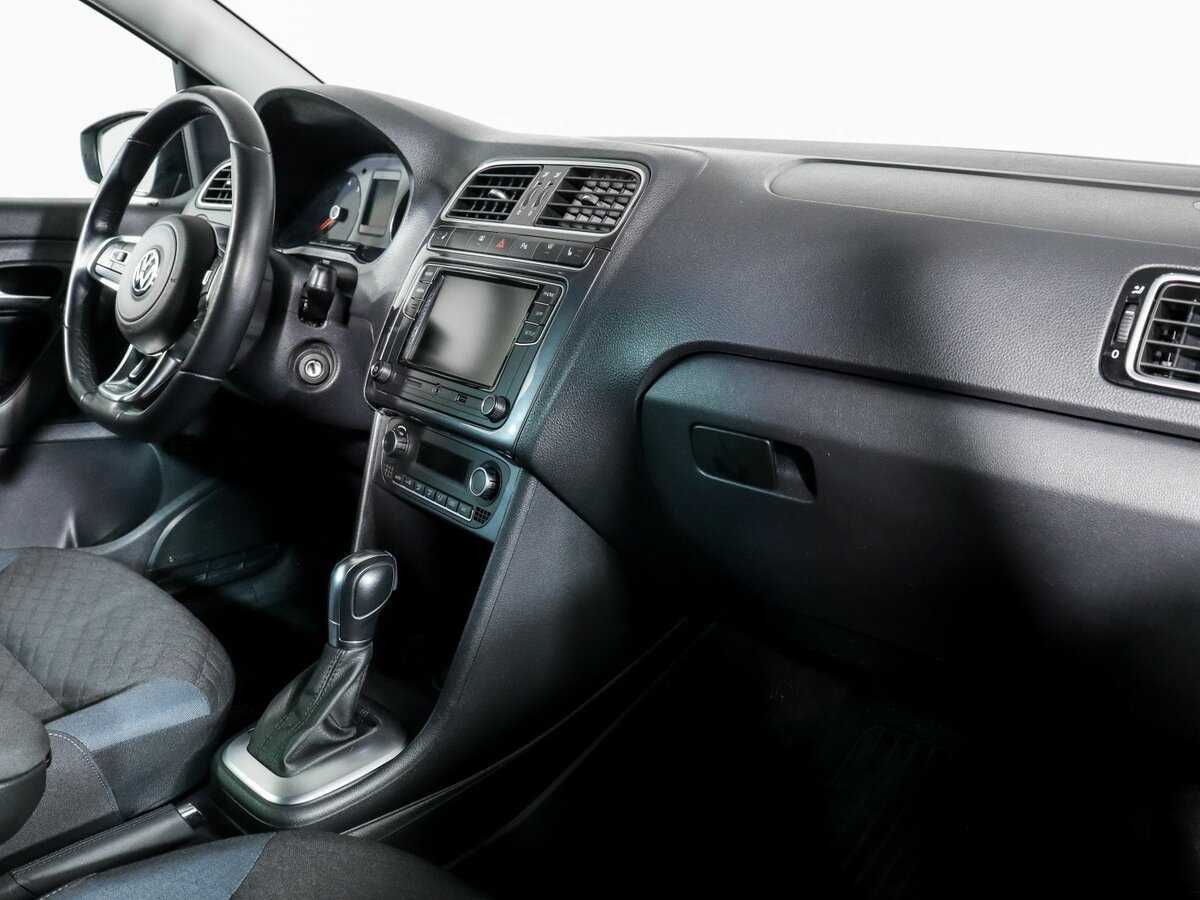 Volkswagen Polo с пробегом — 2019 год. Фото: #5