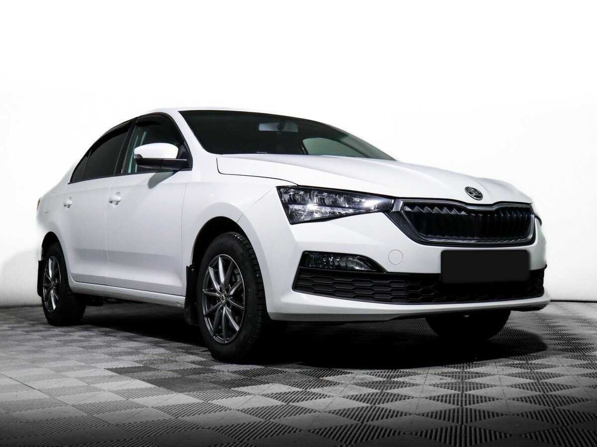 Skoda Rapid с пробегом — 2021 год. Фото: #14