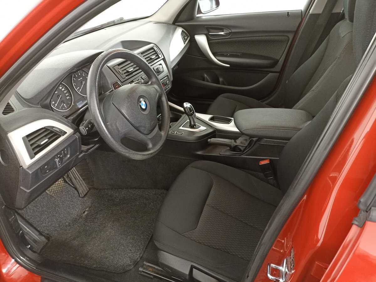 BMW 1 серии с пробегом — 2012 год. Фото: #15