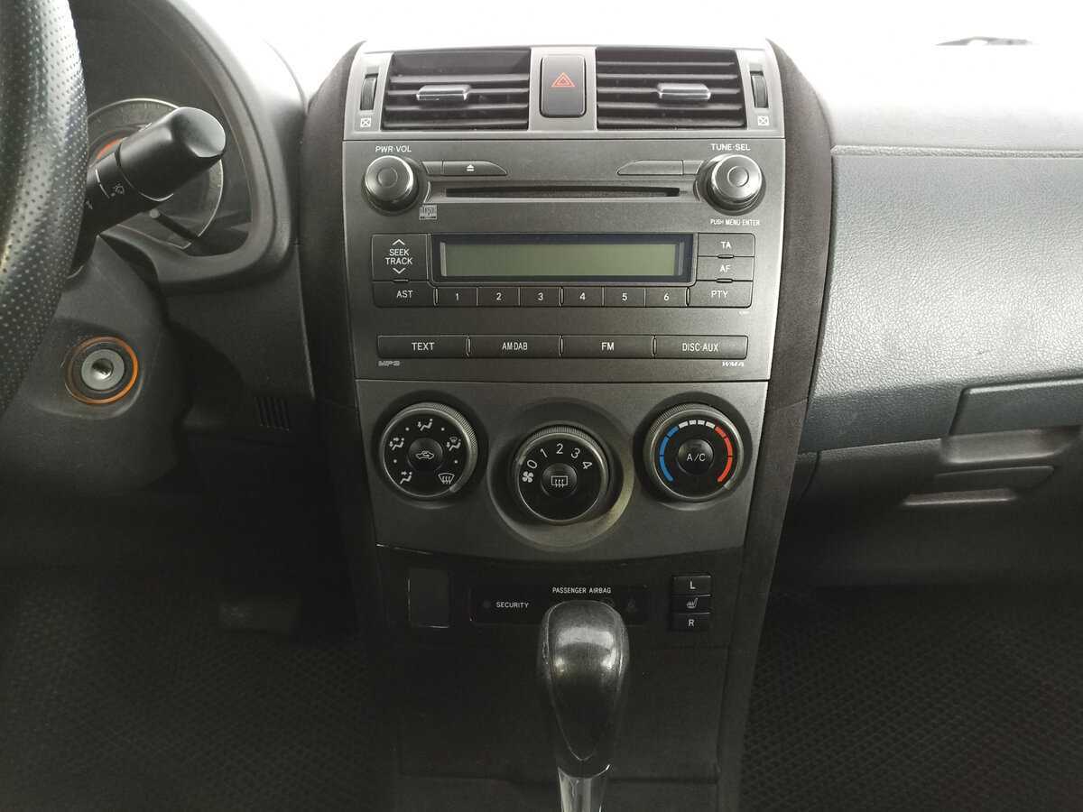 Toyota Corolla с пробегом — 2012 год. Фото: #14