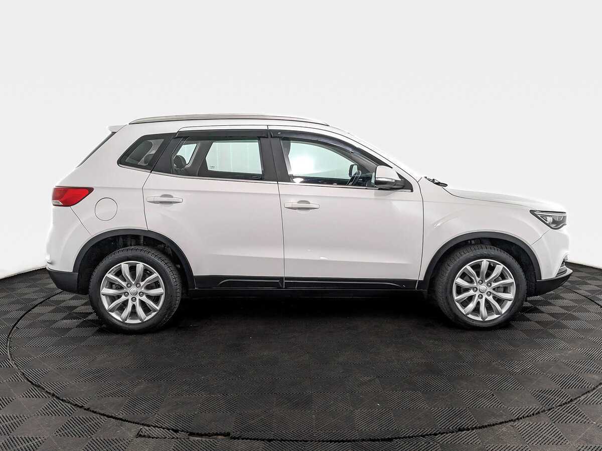 FAW Besturn X40 с пробегом — 2020 год. Фото: #3