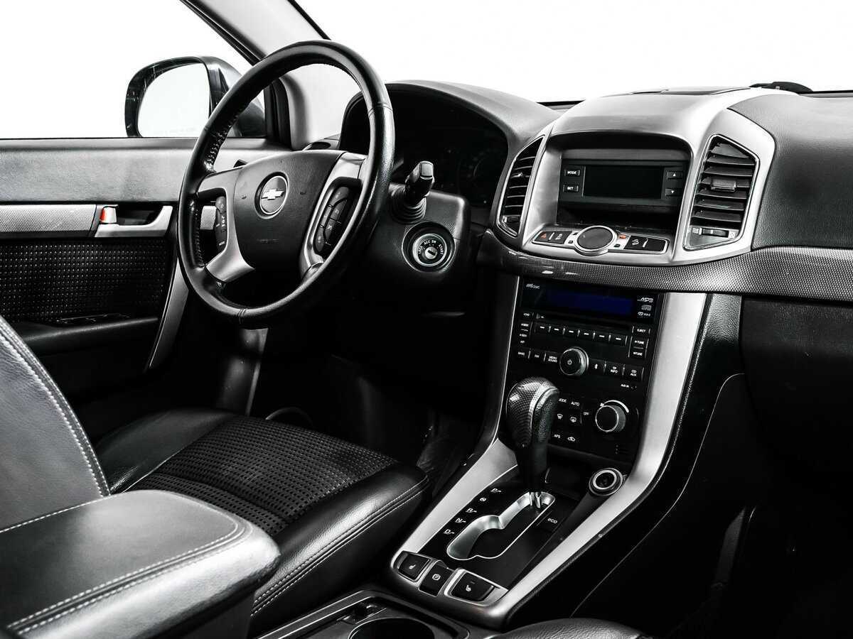 Chevrolet Captiva с пробегом — 2012 год. Фото: #8